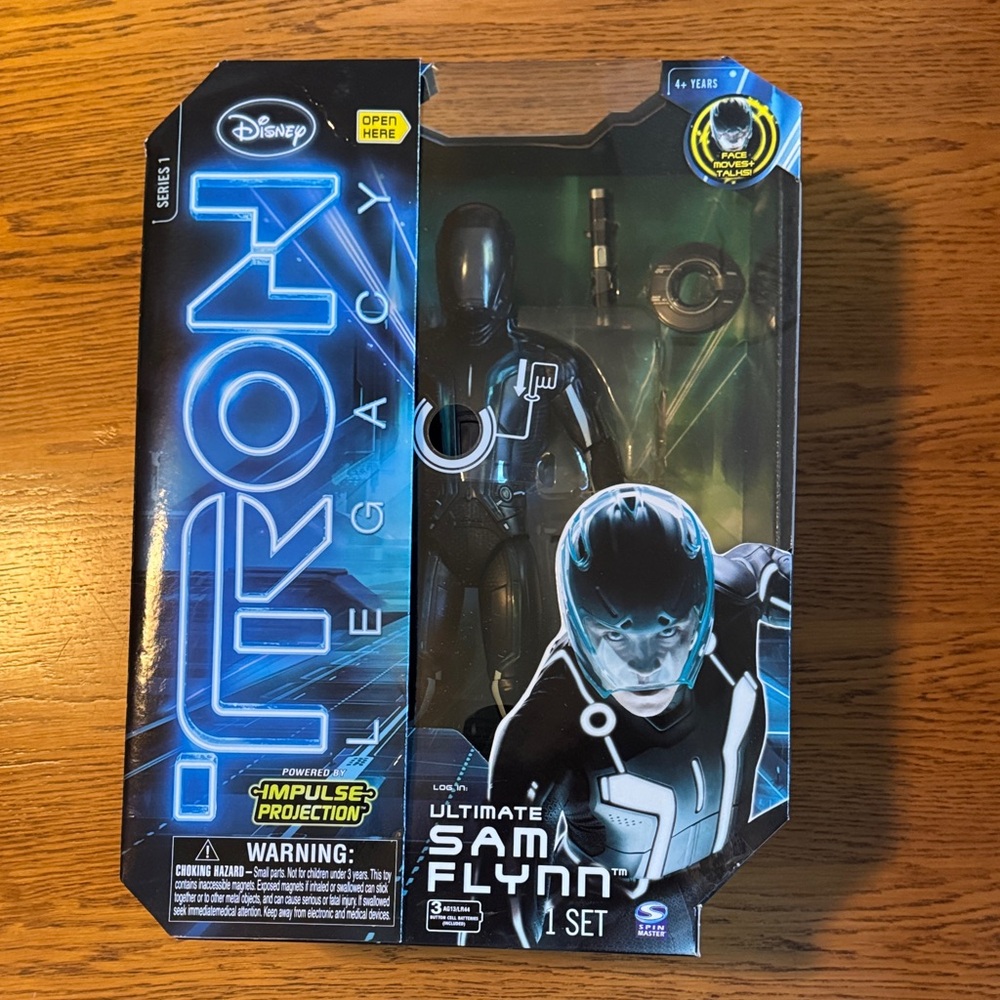 Disney Tron Legacy Ultimate Sam Flynn Set - Black and Blue